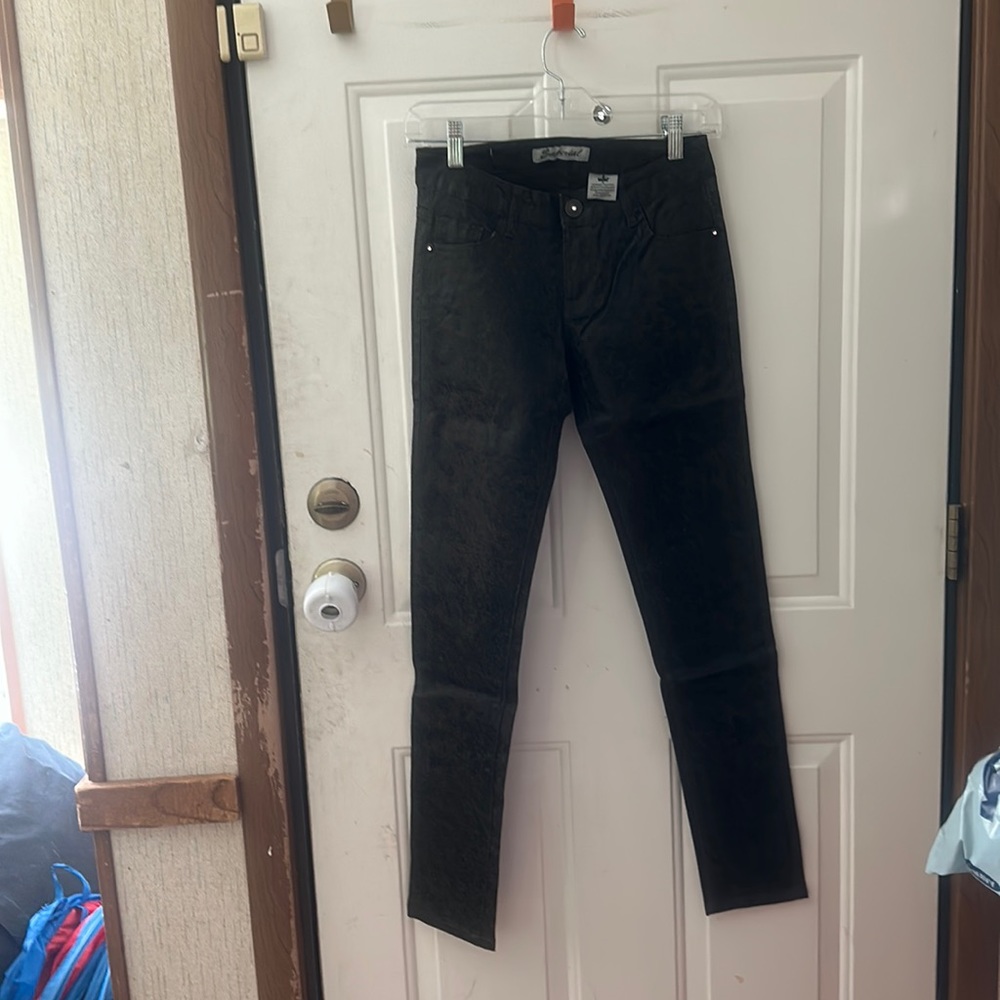 EMPERIAL PREMIUM DENIM: OLIVE METALLIC SKINNY PANTS: NWT: SIZE 3